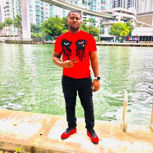 Meet your Posher, Paul - Picture 1 of 1